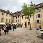 Le Grenier Du Chapitre Son Loft Avec Les Poutres Et Sans Les Poutres Сарла-ла-Канеда