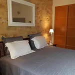 Le Grenier Du Chapitre Son Loft Avec Les Poutres Et Sans Les Poutres Апартаменты