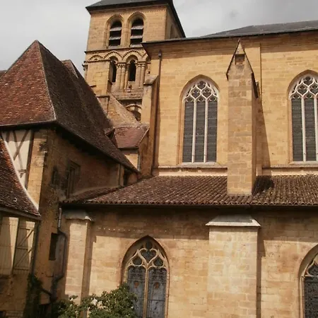 Appartamento Le Grenier Du Chapitre Son Loft Avec Les Poutres Et Sans Les Poutres
