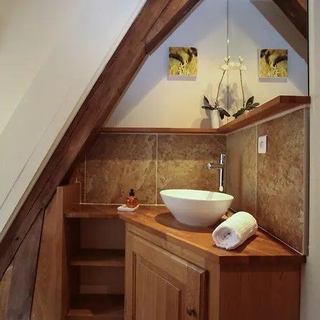 Le Grenier Du Chapitre Son Loft Avec Les Poutres Et Sans Les Poutres