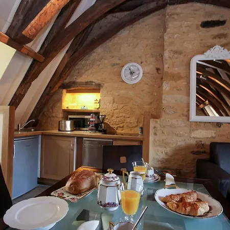 Apartment Le Grenier Du Chapitre Son Loft Avec Les Poutres Et Sans Les Poutres *