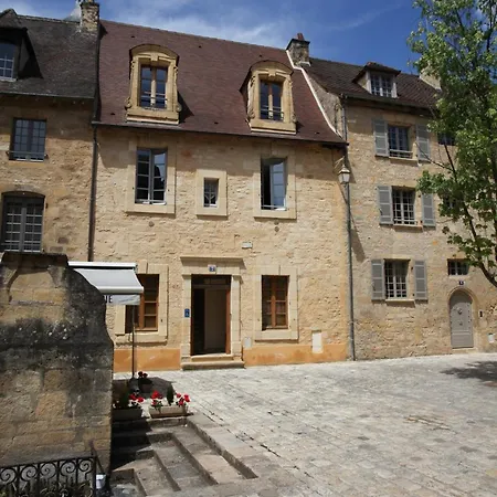 Appartamento Le Grenier Du Chapitre Son Loft Avec Les Poutres Et Sans Les Poutres