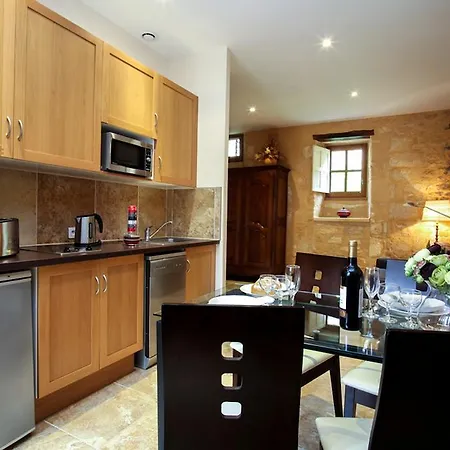 Le Grenier Du Chapitre Lägenhet *