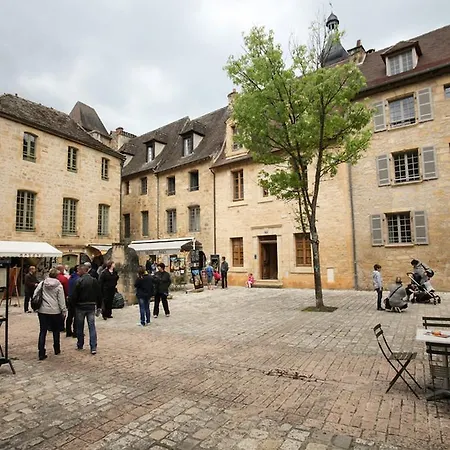 Le Grenier Du Chapitre Son Loft Avec Les Poutres Et Sans Les Poutres Sarlat-la-Canéda