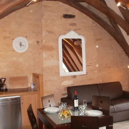 Appartamento Le Grenier Du Chapitre Son Loft Avec Les Poutres Et Sans Les Poutres Sarlat
