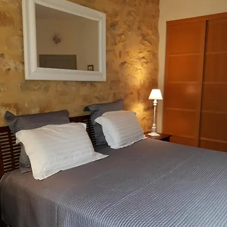 Le Grenier Du Chapitre Apartment