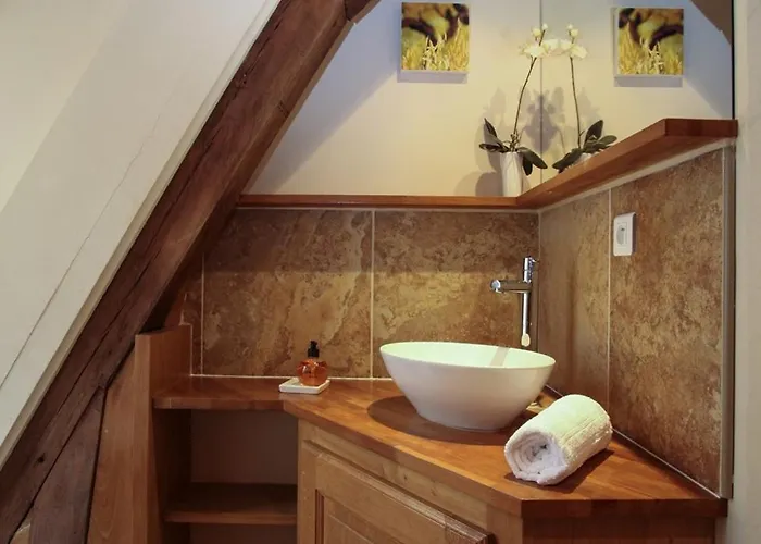 Le Grenier Du Chapitre Son Loft Avec Les Poutres Et Sans Les Poutres