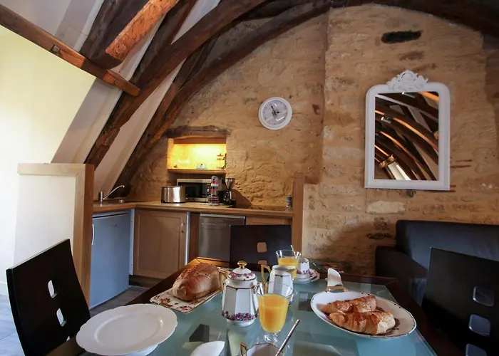 Lejlighed Le Grenier Du Chapitre Son Loft Avec Les Poutres Et Sans Les Poutres *