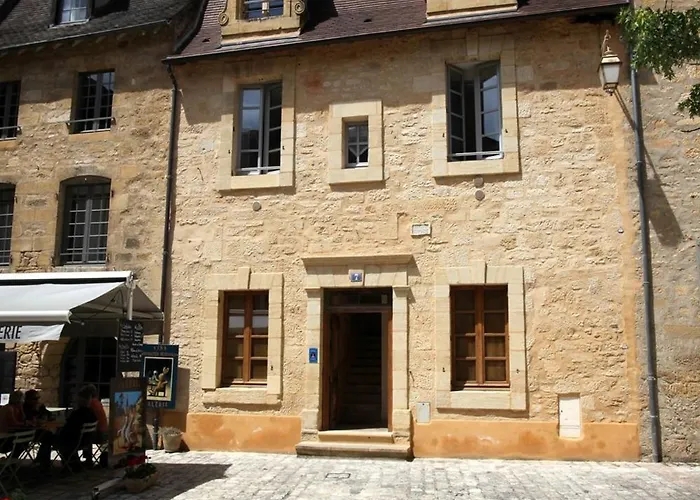 Le Grenier Du Chapitre Son Loft Avec Les Poutres Et Sans Les Poutres Sarlat-la-Canéda
