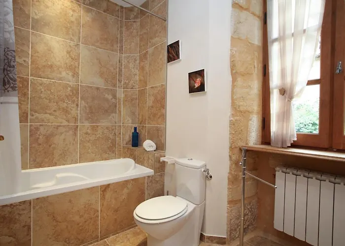 Lejlighed Le Grenier Du Chapitre Son Loft Avec Les Poutres Et Sans Les Poutres